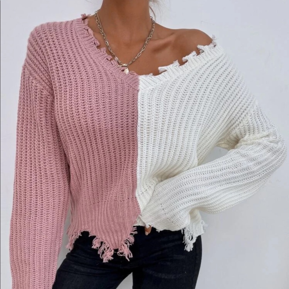 Color block distressed hem v neck sweater - Picture 5 of 11